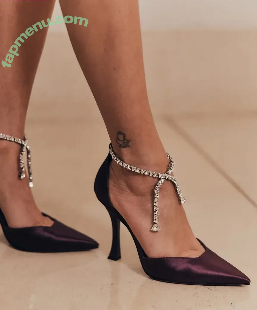 Ella Purnell nude photo #1028 (GRAYLINGPURNELL / ella_purnell)