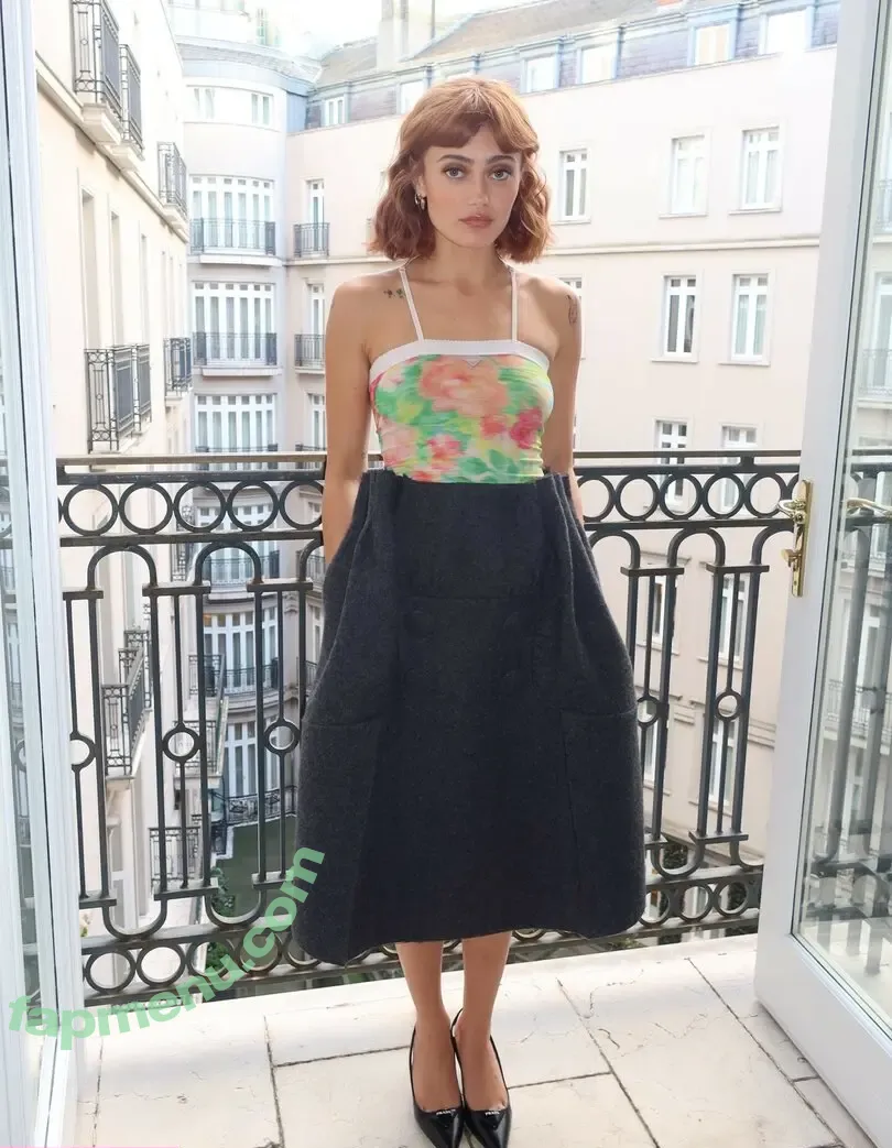 Ella Purnell nude photo #1054 (GRAYLINGPURNELL / ella_purnell)