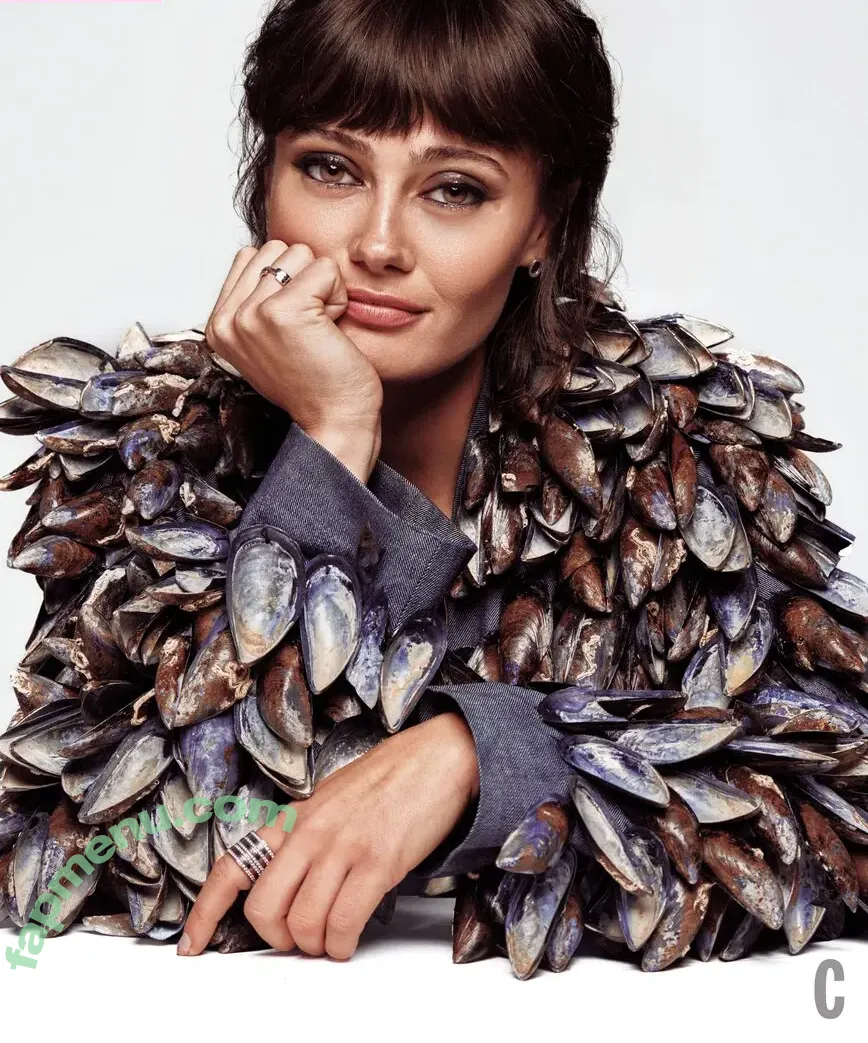 Ella Purnell nude photo #1077 (GRAYLINGPURNELL / ella_purnell)