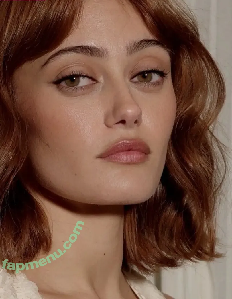 Ella Purnell nude photo #1103 (GRAYLINGPURNELL / ella_purnell)