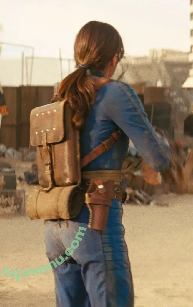 Ella Purnell nude photo #1118 (GRAYLINGPURNELL / ella_purnell)