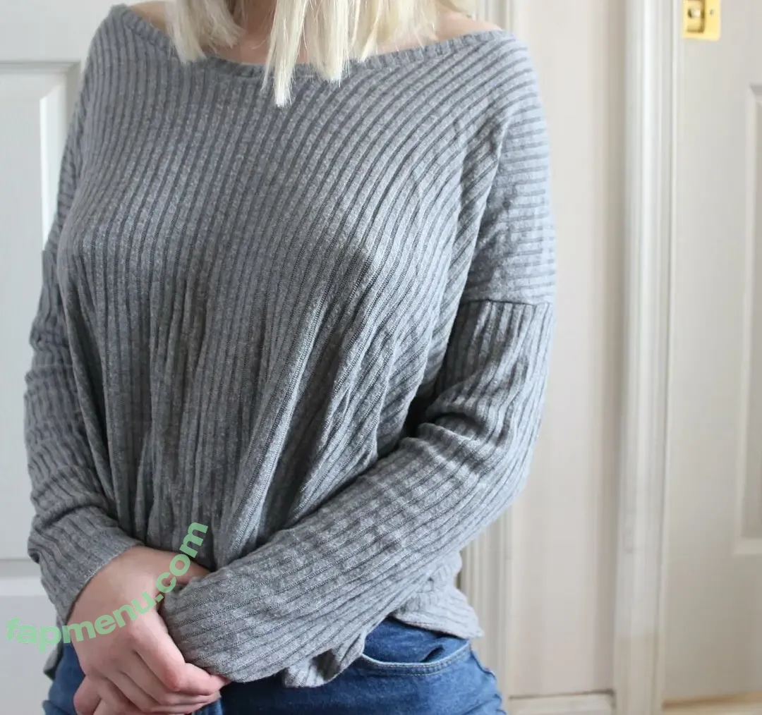 Ella Schnoor nude photo #0006 (E11sn0r3 / Ellaleigh / Smooshmepls / ellakatherineschnoor)