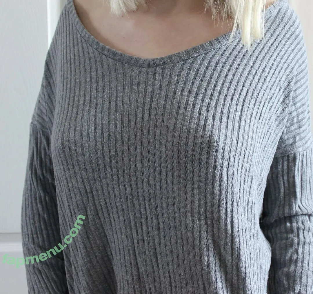 Ella Schnoor nude photo #0007 (E11sn0r3 / Ellaleigh / Smooshmepls / ellakatherineschnoor)