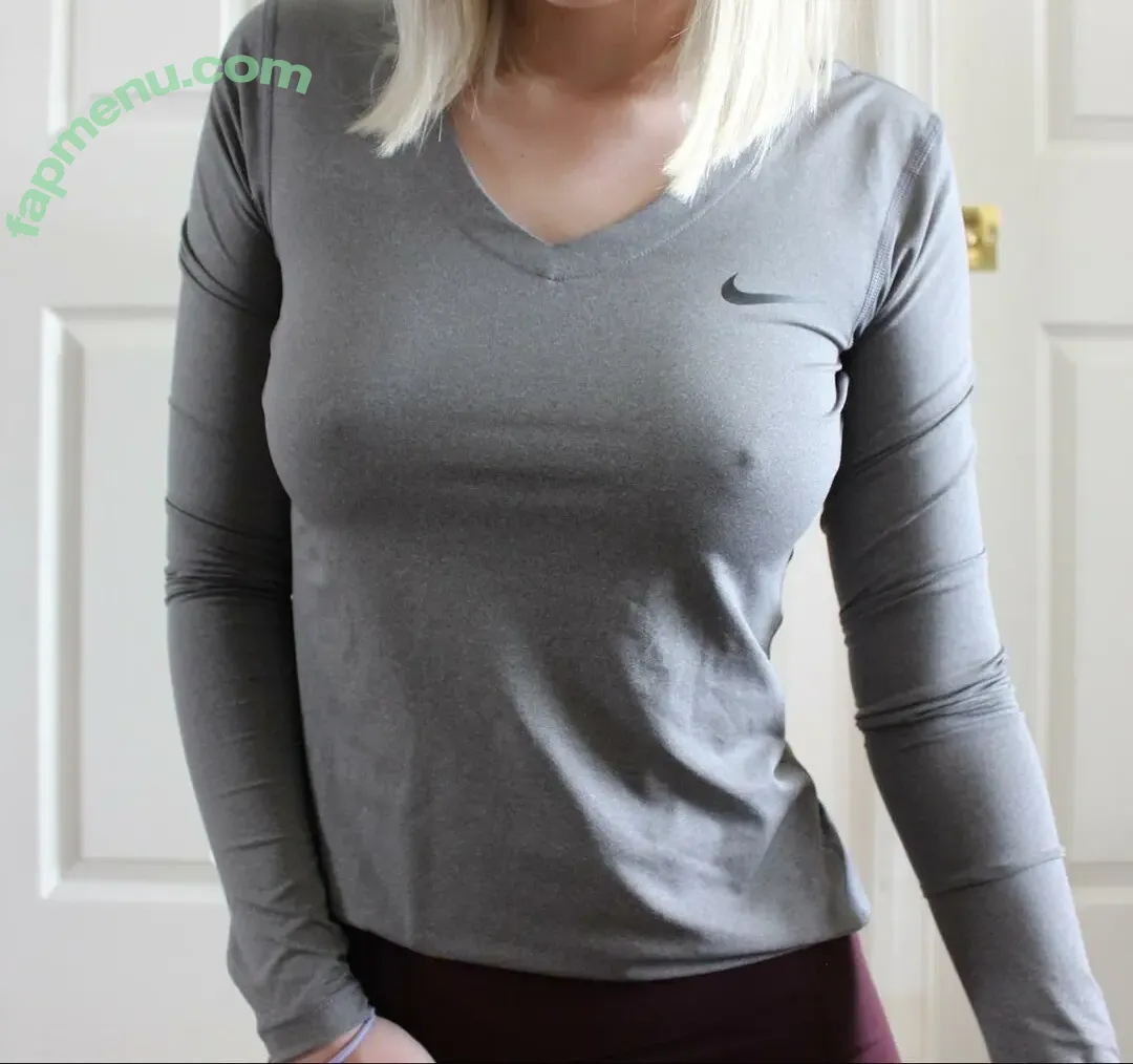 Ella Schnoor nude photo #0033 (E11sn0r3 / Ellaleigh / Smooshmepls / ellakatherineschnoor)