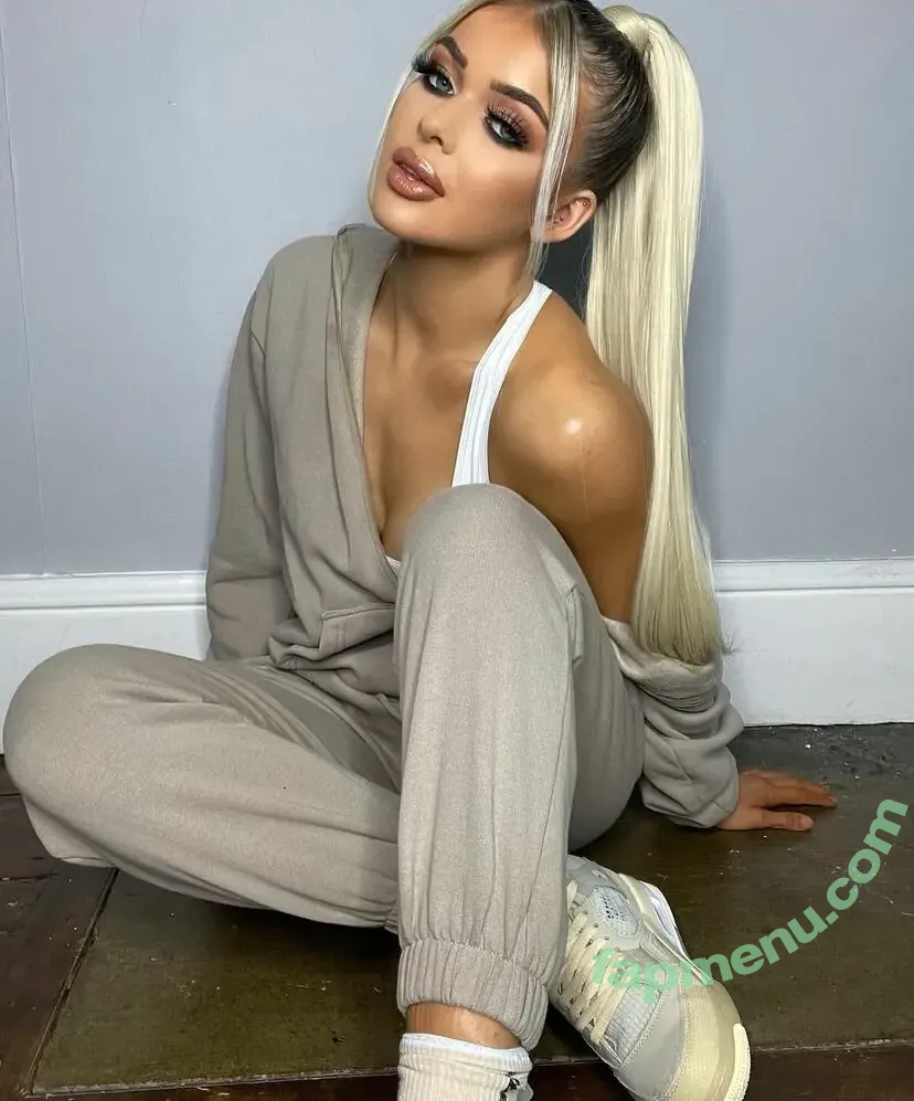 Ella Standring nude photo #0014 (ellastandring)