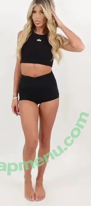 Ella West / Hairy Busty Ella / ellawest / ellawestt1 / ellawestxxx nude photo #0031