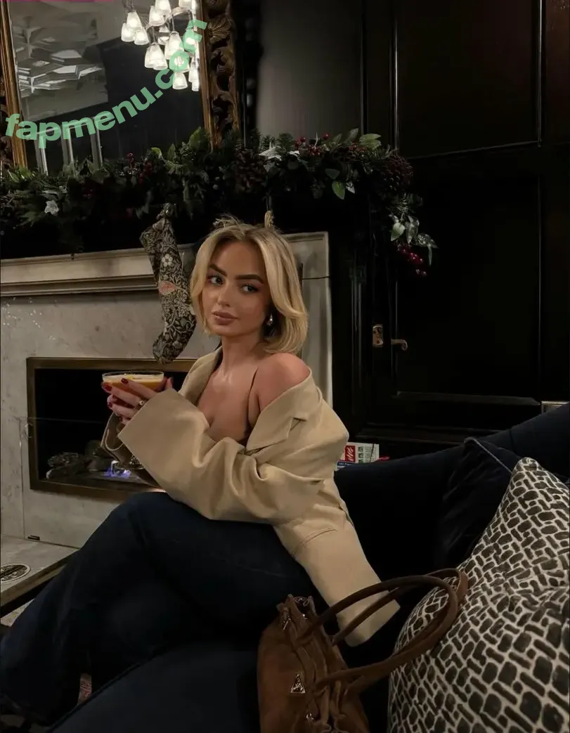 Ella Wilkins nude photo #0020 (ellawilkins_)