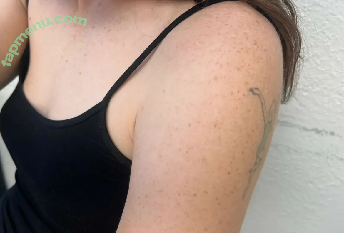 Ella Woolsey nude photo #0028 (ellawoolseyy)