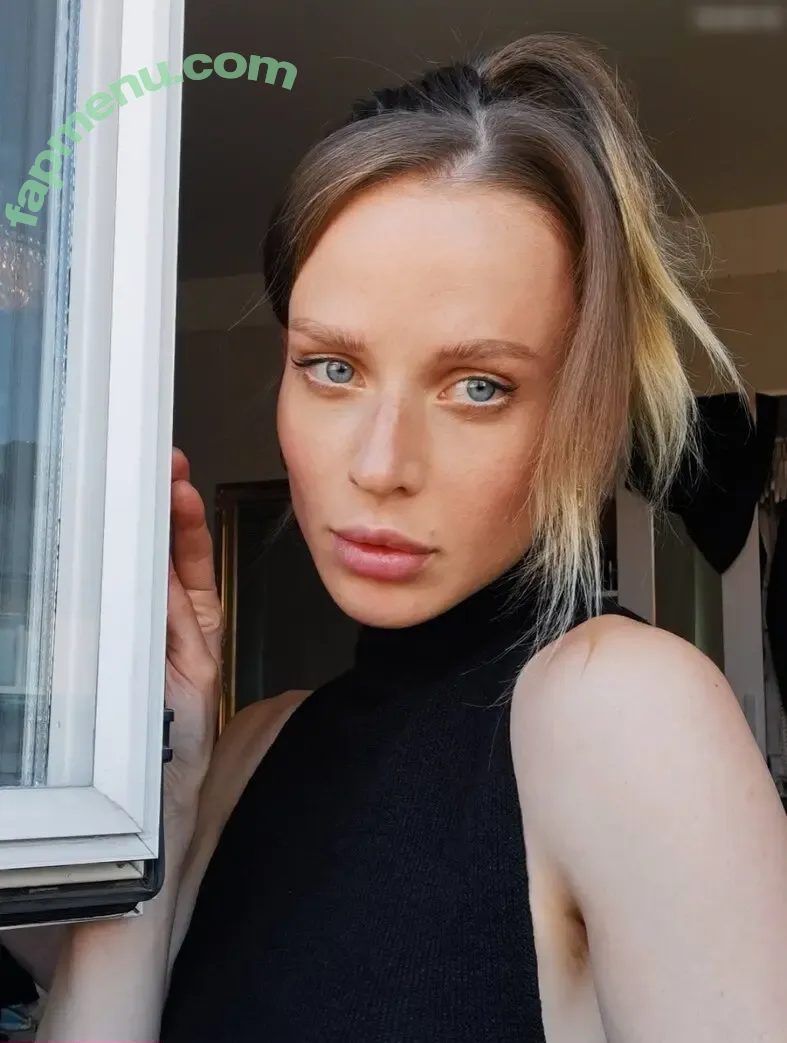 Ellaa91 nude photo #0842 (ellaa.91)