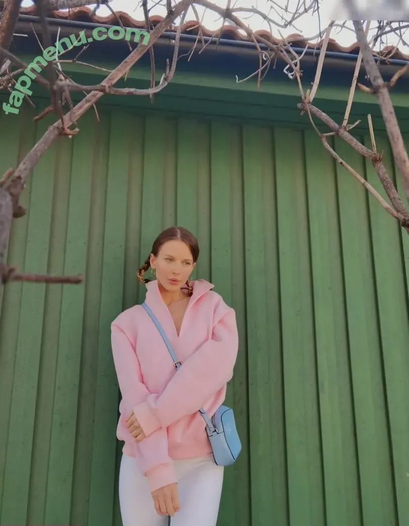 Ellaa91 nude photo #0902 (ellaa.91)