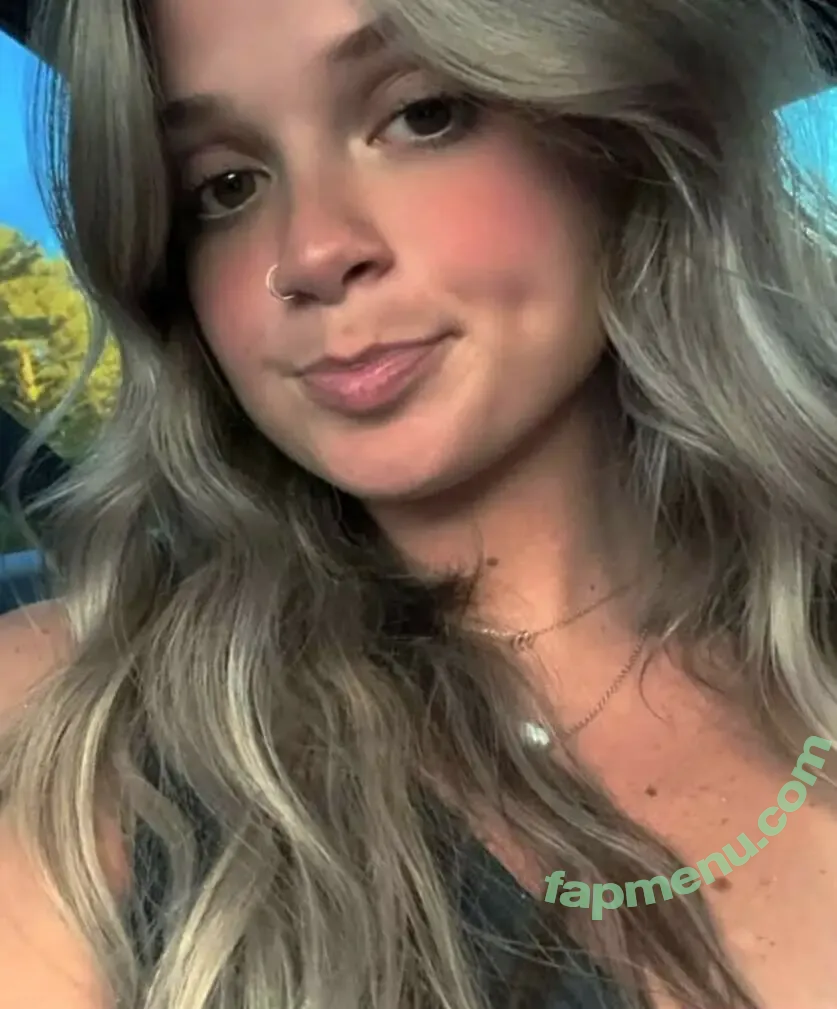 ellabelleeee nude photo #0114 (ellabeee)