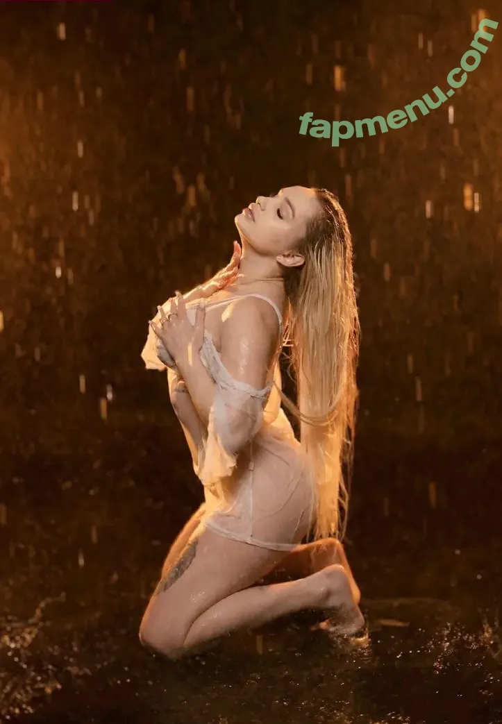 ellablonde nude photo #0026 (ellablonde_)