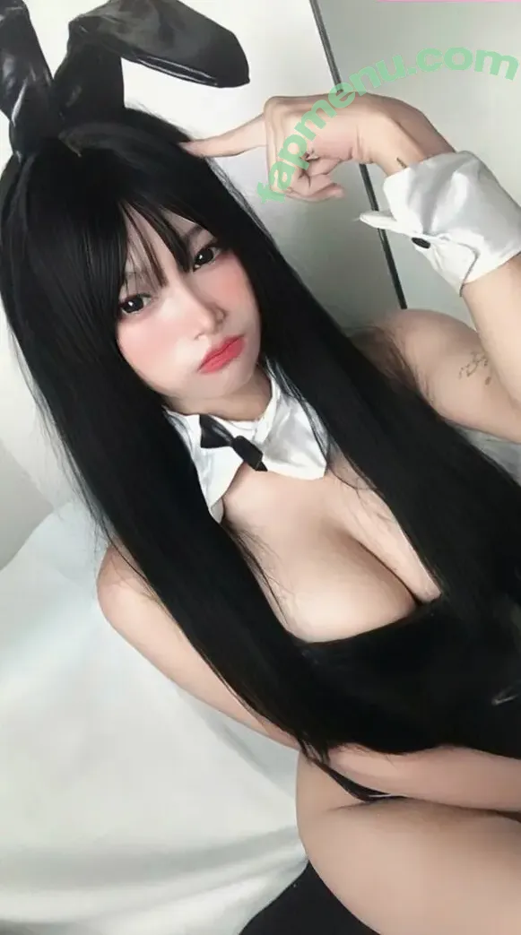 Ellacos nude photo #0211 (june_likeamonth)