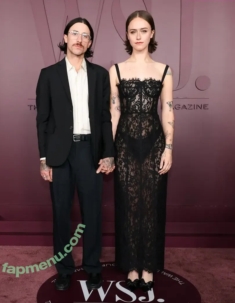 ellaemhoff nude photo #0058 (ellaemhoff)