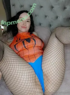ellaisabrat / ellamai nude photo #0011