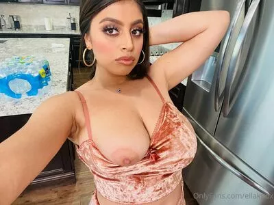 ellaknox / ellaknox_oficiall nude photo #0040