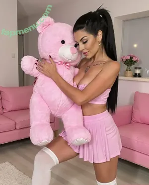 ellamaddison / ellamadisonofficial nude photo #0887