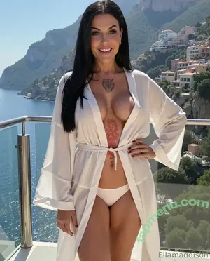 ellamaddison / ellamadisonofficial nude photo #0911