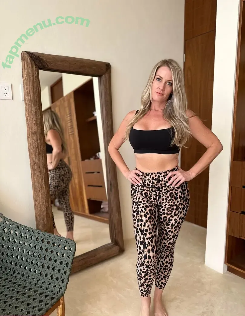 ellararetv nude photo #0027 (ellaraynetv)
