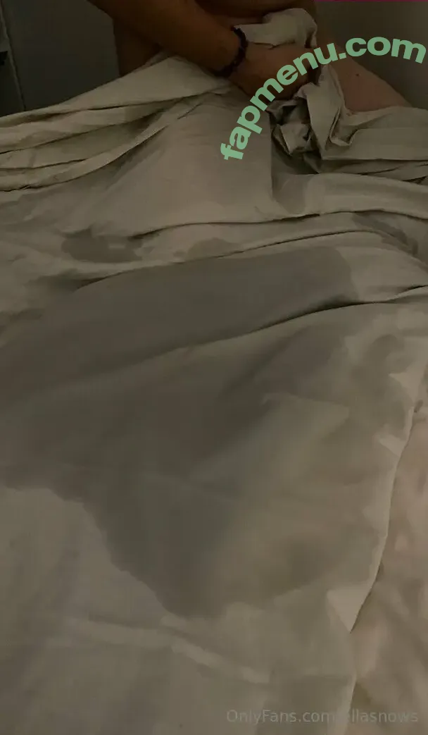 ellasnows nude photo #0002 (ella.snow_)