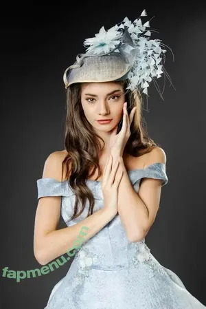 Elle Baldwinson / ellebaldwinson / ellebee1329 nude photo #0105