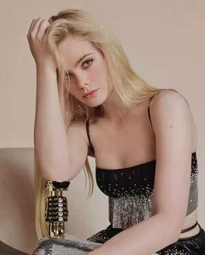 Elle Fanning / ellefanning nude photo #2208