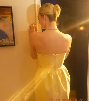 Elle Fanning / ellefanning nude photo #2537