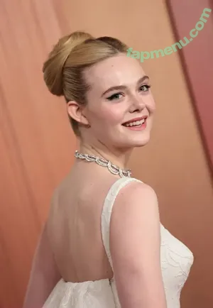 Elle Fanning / ellefanning nude photo #2809