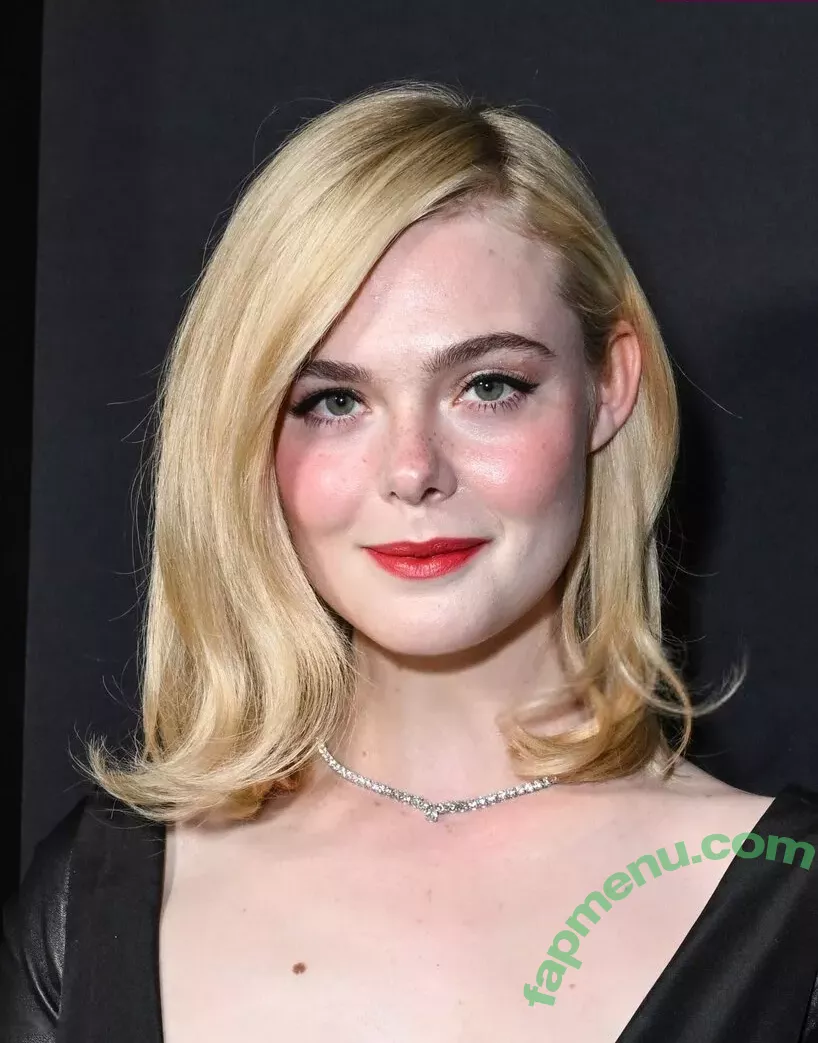 Elle Fanning nude photo #2387 (ellefanning)
