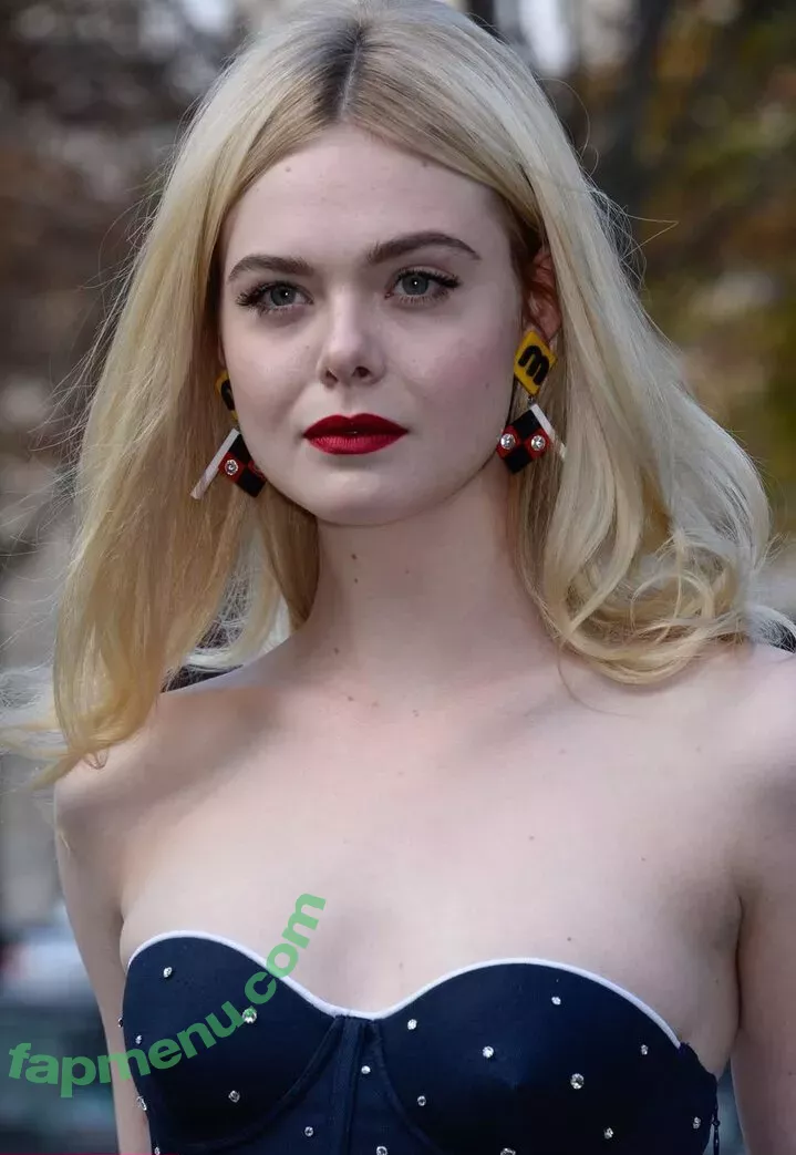 Elle Fanning nude photo #2582 (ellefanning)