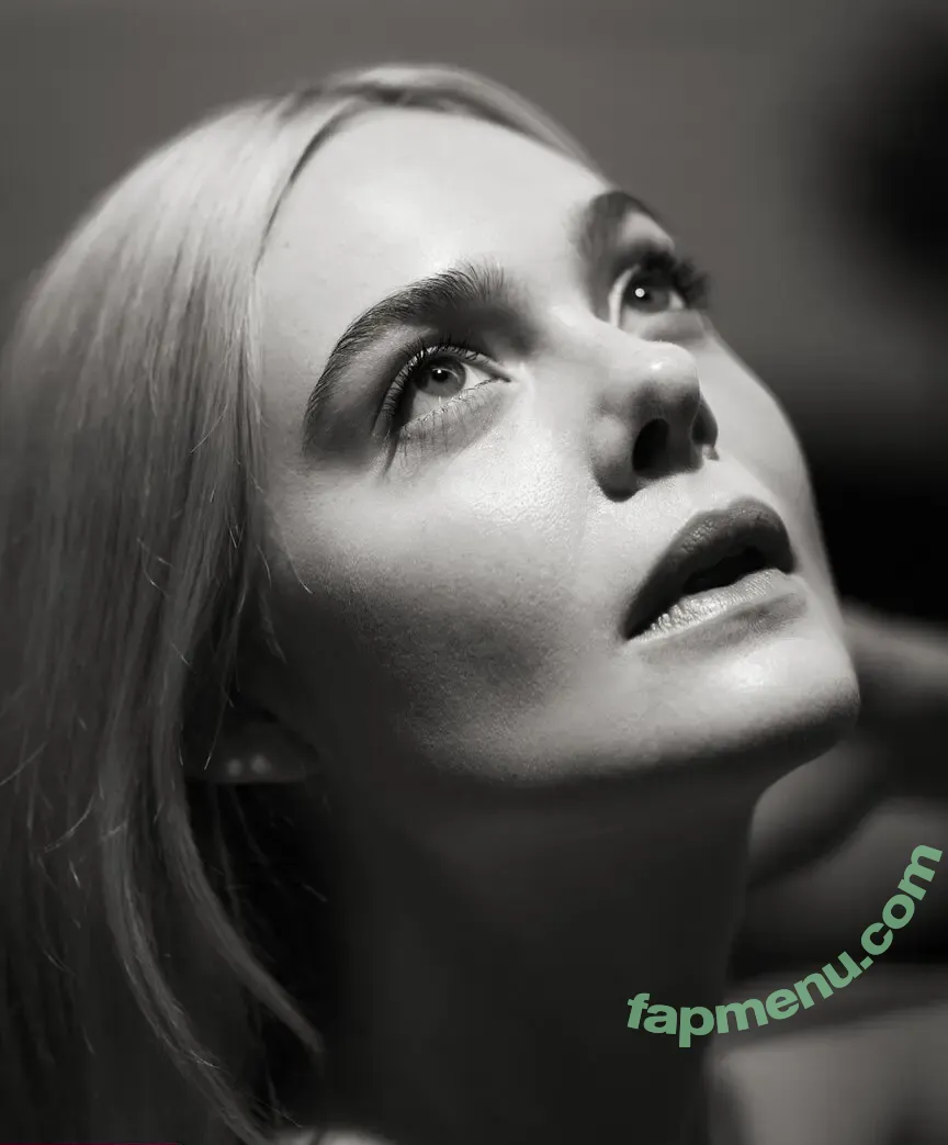 Elle Fanning nude photo #2989 (ellefanning)