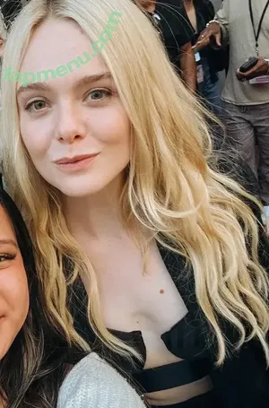 Elle Fanning / ellefanning nude photo #3128