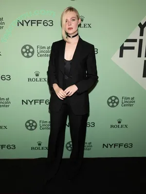 Elle Fanning / ellefanning nude photo #3255