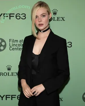Elle Fanning / ellefanning nude photo #3263