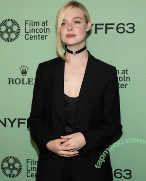 Elle Fanning / ellefanning nude photo #3265