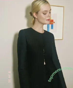 Elle Fanning / ellefanning nude photo #3296