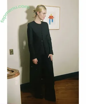 Elle Fanning / ellefanning nude photo #3298