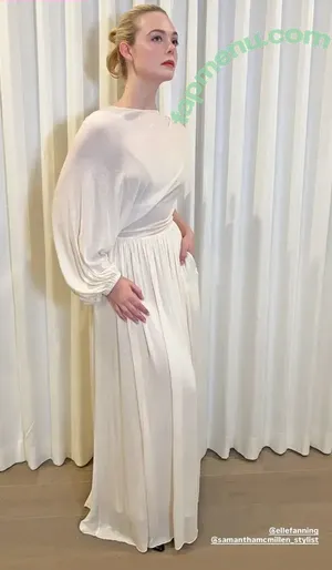 Elle Fanning / ellefanning nude photo #3319