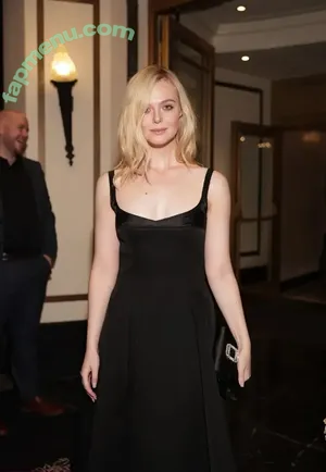 Elle Fanning / ellefanning nude photo #3334