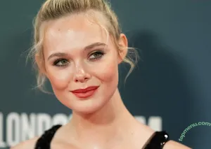 Elle Fanning / ellefanning nude photo #3354