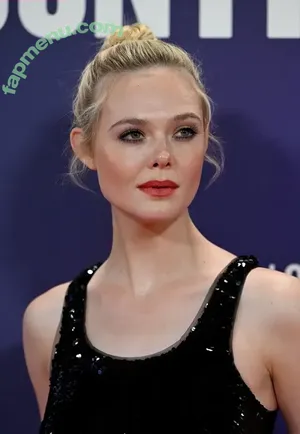 Elle Fanning / ellefanning nude photo #3357