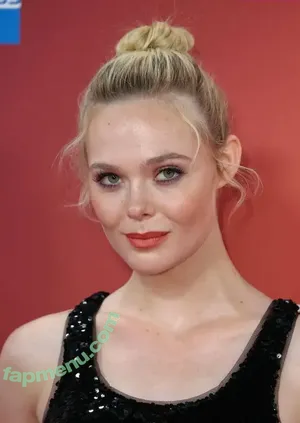 Elle Fanning / ellefanning nude photo #3360