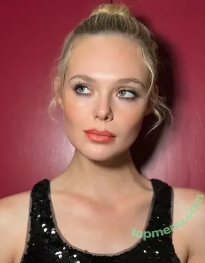 Elle Fanning / ellefanning nude photo #3370