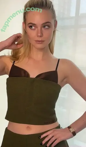 Elle Fanning / ellefanning nude photo #3400