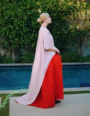 Elle Fanning / ellefanning nude photo #3470
