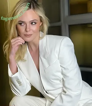 Elle Fanning / ellefanning nude photo #3485