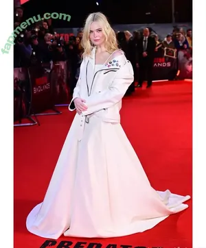Elle Fanning / ellefanning nude photo #3535