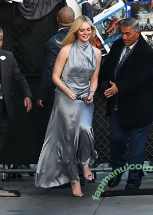 Elle Fanning / ellefanning nude photo #3582