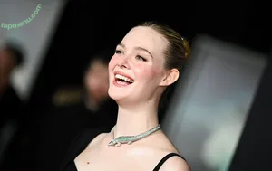 Elle Fanning / ellefanning nude photo #3621