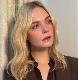 Elle Fanning / ellefanning nude photo #3654
